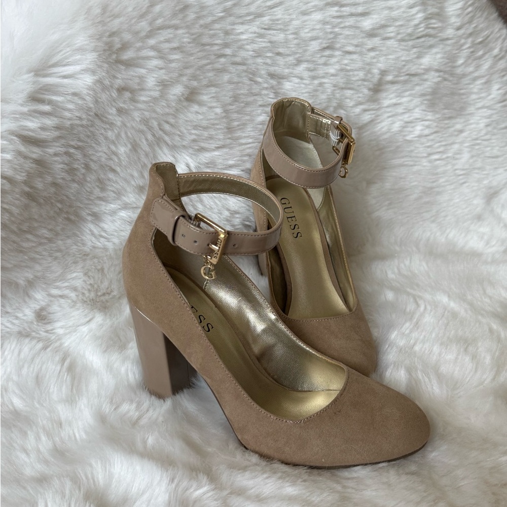 GUESS Women's Beige Ankle Strap Chunk Heels